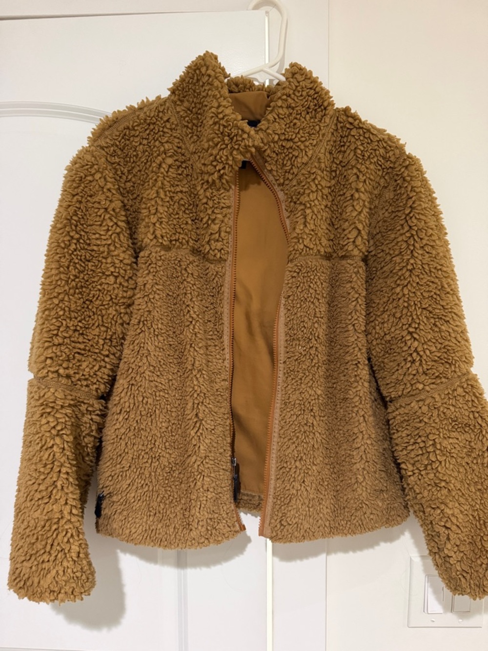 Patagonia Women's Teddy Sherpa Jacket - Camel